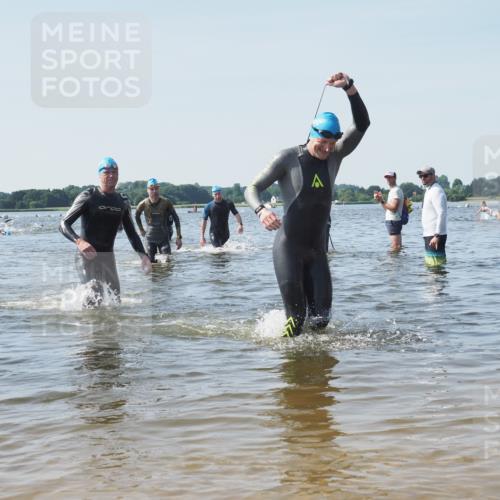 22.06.2025 - Viking Triathlon KatJ http://msf.ph/oto/8100183 22.06.2025 10:33:04 Schwimmen 91, 113, 287, 399 meine-sportfotos.de