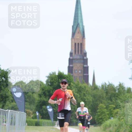 22.06.2025 - Viking Triathlon H.Heesch http://msf.ph/oto/8100190 22.06.2025 12:50:00 Laufen 33, 289 meine-sportfotos.de
