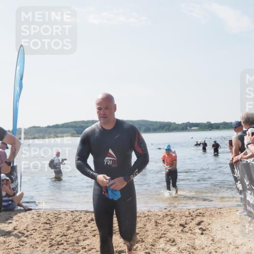 22.06.2025 - Viking Triathlon MichiJ http://msf.ph/oto/8100191 22.06.2025 10:44:29 Schwimmen 103, 130, 205, 219 meine-sportfotos.de