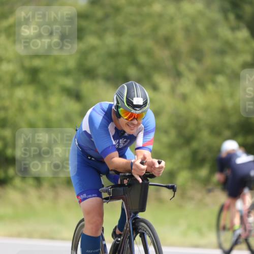 22.06.2025 - Viking Triathlon Yannick Fuchs http://msf.ph/oto/8100194 22.06.2025 12:03:14 Radfahren 10, 113, 123, 135, 168, 224, 226, 243, 312, 315, 393, 461 meine-sportfotos.de