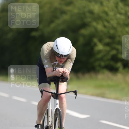 22.06.2025 - Viking Triathlon Yannick Fuchs http://msf.ph/oto/8100195 22.06.2025 11:24:30 Radfahren 10, 122, 160, 178, 247, 319, 366, 518, 526, 544, 617, 620 meine-sportfotos.de
