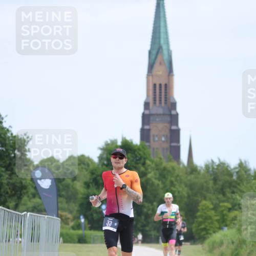 22.06.2025 - Viking Triathlon H.Heesch http://msf.ph/oto/8100199 22.06.2025 12:50:01 Laufen 33, 289 meine-sportfotos.de