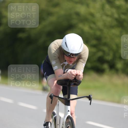 22.06.2025 - Viking Triathlon Yannick Fuchs http://msf.ph/oto/8100200 22.06.2025 11:24:31 Radfahren 10, 122, 160, 178, 247, 319, 366, 518, 526, 544, 617, 620 meine-sportfotos.de