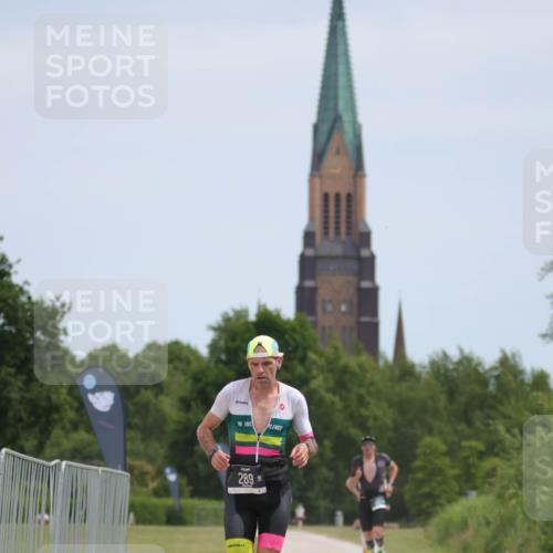 22.06.2025 - Viking Triathlon H.Heesch http://msf.ph/oto/8100223 22.06.2025 12:50:05 Laufen 33, 289 meine-sportfotos.de