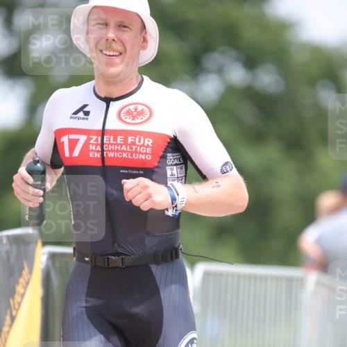 22.06.2025 - Viking Triathlon H.Heesch http://msf.ph/oto/8100229 22.06.2025 13:32:57 Laufen 284, 416, 511 meine-sportfotos.de