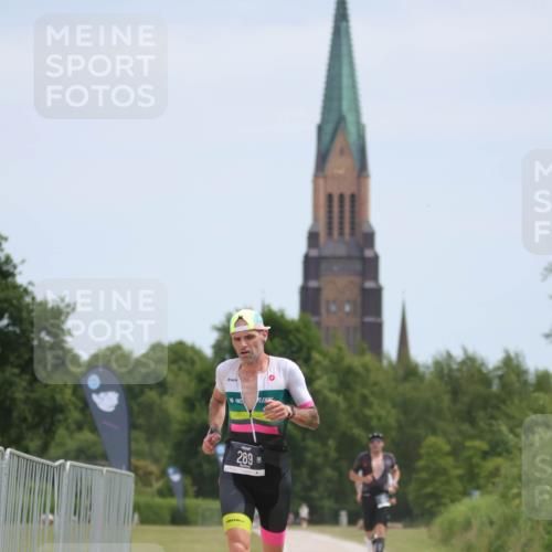 22.06.2025 - Viking Triathlon H.Heesch http://msf.ph/oto/8100230 22.06.2025 12:50:05 Laufen 33, 289 meine-sportfotos.de