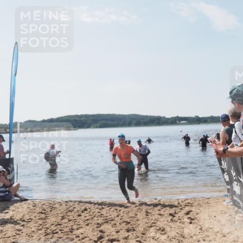 22.06.2025 - Viking Triathlon MichiJ http://msf.ph/oto/8100245 22.06.2025 10:44:32 Schwimmen 18, 130, 205, 219 meine-sportfotos.de