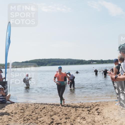 22.06.2025 - Viking Triathlon MichiJ http://msf.ph/oto/8100261 22.06.2025 10:44:32 Schwimmen 18, 130, 205, 219 meine-sportfotos.de
