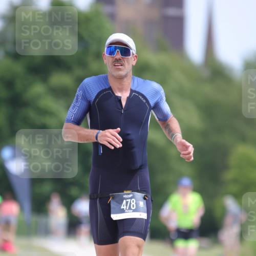 22.06.2025 - Viking Triathlon H.Heesch http://msf.ph/oto/8100264 22.06.2025 13:33:12 Laufen 478 meine-sportfotos.de