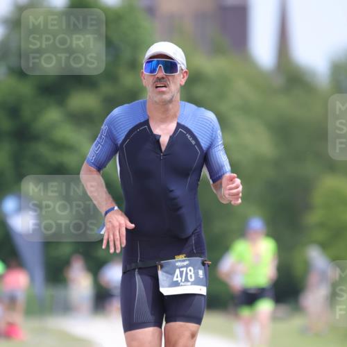 22.06.2025 - Viking Triathlon H.Heesch http://msf.ph/oto/8100268 22.06.2025 13:33:12 Laufen 478 meine-sportfotos.de