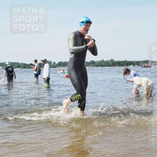 22.06.2025 - Viking Triathlon KatJ http://msf.ph/oto/8100284 22.06.2025 10:33:05 Schwimmen 91, 113, 287, 387, 399 meine-sportfotos.de