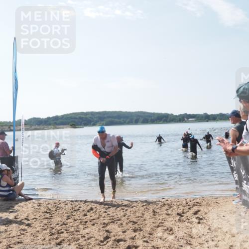 22.06.2025 - Viking Triathlon MichiJ http://msf.ph/oto/8100292 22.06.2025 10:44:38 Schwimmen 18, 205, 219, 440, 446 meine-sportfotos.de