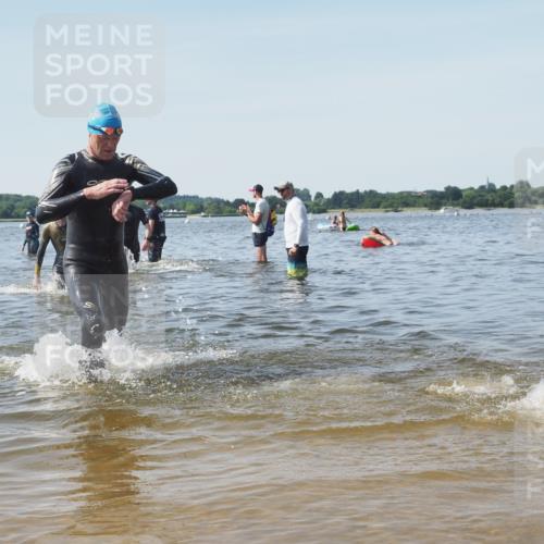 22.06.2025 - Viking Triathlon KatJ http://msf.ph/oto/8100303 22.06.2025 10:33:06 Schwimmen 91, 113, 287, 387, 399 meine-sportfotos.de