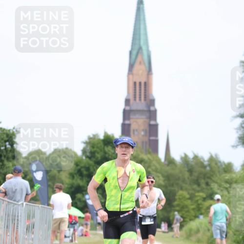 22.06.2025 - Viking Triathlon H.Heesch http://msf.ph/oto/8100305 22.06.2025 13:33:26 Laufen 66, 108 meine-sportfotos.de