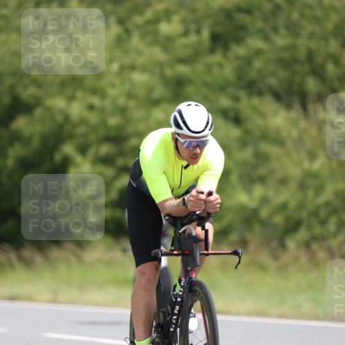 22.06.2025 - Viking Triathlon Yannick Fuchs http://msf.ph/oto/8100308 22.06.2025 12:03:18 Radfahren 113, 123, 135, 224, 226, 243, 312, 315, 461, 549, 619 meine-sportfotos.de
