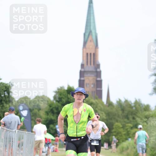 22.06.2025 - Viking Triathlon H.Heesch http://msf.ph/oto/8100311 22.06.2025 13:33:26 Laufen 66, 108 meine-sportfotos.de