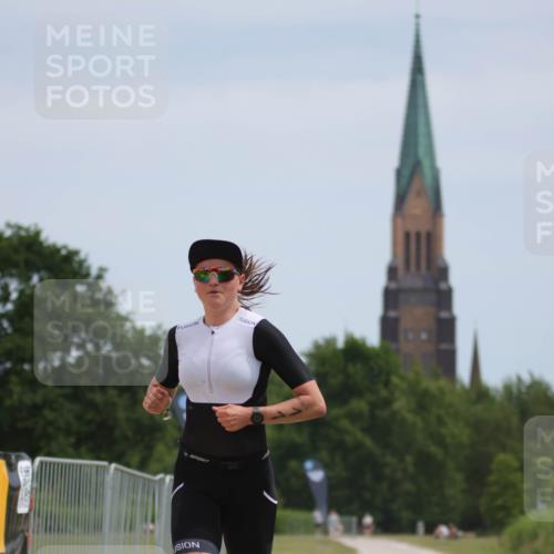 22.06.2025 - Viking Triathlon H.Heesch http://msf.ph/oto/8100313 22.06.2025 12:50:17 Laufen 11, 258, 367 meine-sportfotos.de