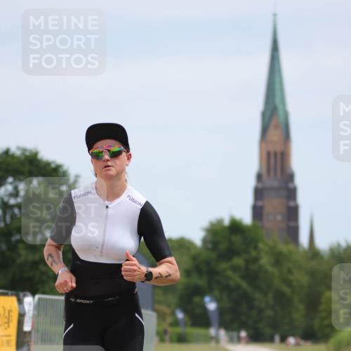 22.06.2025 - Viking Triathlon H.Heesch http://msf.ph/oto/8100326 22.06.2025 12:50:18 Laufen 11, 258, 367 meine-sportfotos.de