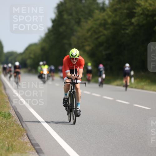 22.06.2025 - Viking Triathlon Yannick Fuchs http://msf.ph/oto/8100329 22.06.2025 11:24:44 Radfahren 107, 204 meine-sportfotos.de