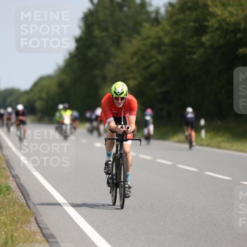22.06.2025 - Viking Triathlon Yannick Fuchs http://msf.ph/oto/8100336 22.06.2025 11:24:44 Radfahren 107, 204 meine-sportfotos.de