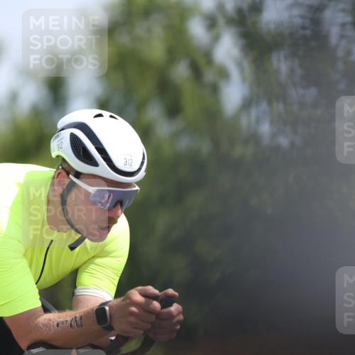 22.06.2025 - Viking Triathlon Yannick Fuchs http://msf.ph/oto/8100356 22.06.2025 12:03:19 Radfahren 113, 123, 135, 224, 226, 243, 312, 315, 461, 549, 619 meine-sportfotos.de