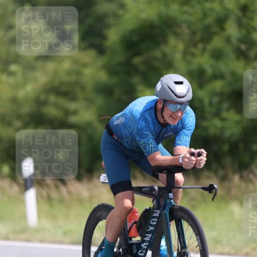 22.06.2025 - Viking Triathlon Yannick Fuchs http://msf.ph/oto/8100383 22.06.2025 12:03:21 Radfahren 113, 123, 224, 226, 243, 312, 315, 461, 549, 619 meine-sportfotos.de