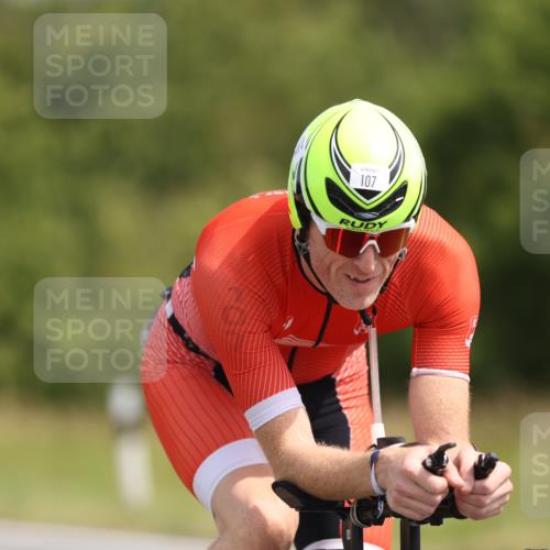 22.06.2025 - Viking Triathlon Yannick Fuchs http://msf.ph/oto/8100390 22.06.2025 11:24:46 Radfahren 107, 204, 603 meine-sportfotos.de