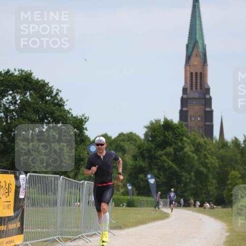 22.06.2025 - Viking Triathlon H.Heesch http://msf.ph/oto/8100393 22.06.2025 12:50:57 Laufen 341, 651 meine-sportfotos.de