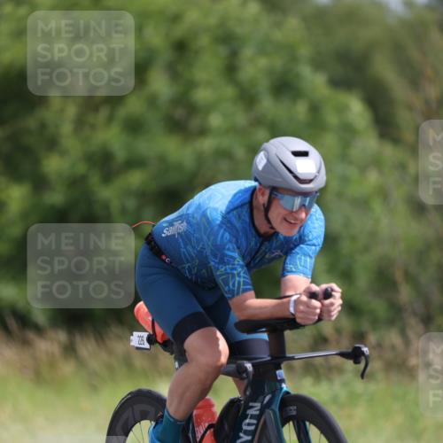 22.06.2025 - Viking Triathlon Yannick Fuchs http://msf.ph/oto/8100395 22.06.2025 12:03:21 Radfahren 113, 123, 224, 226, 243, 312, 315, 461, 549, 619 meine-sportfotos.de