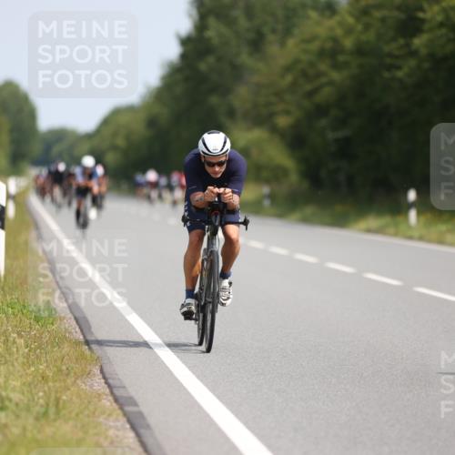 22.06.2025 - Viking Triathlon Yannick Fuchs http://msf.ph/oto/8100411 22.06.2025 11:24:49 Radfahren 107, 204, 603 meine-sportfotos.de