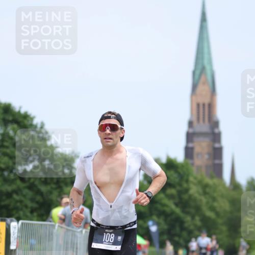 22.06.2025 - Viking Triathlon H.Heesch http://msf.ph/oto/8100416 22.06.2025 13:33:30 Laufen 66, 108 meine-sportfotos.de