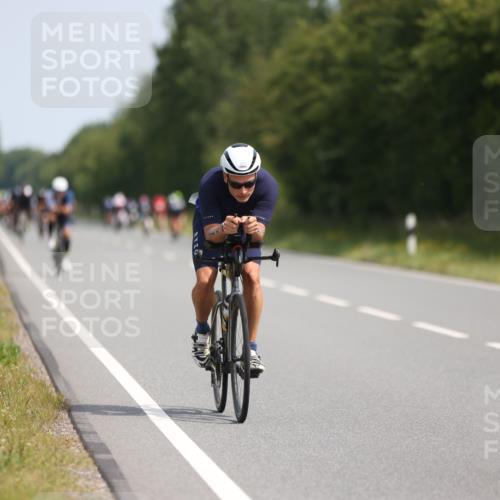 22.06.2025 - Viking Triathlon Yannick Fuchs http://msf.ph/oto/8100423 22.06.2025 11:24:50 Radfahren 107, 204, 548, 603 meine-sportfotos.de