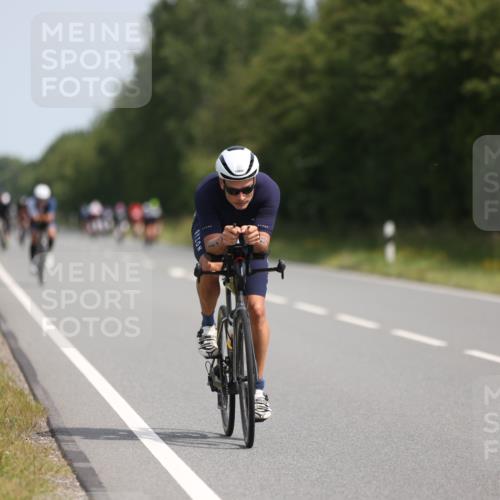 22.06.2025 - Viking Triathlon Yannick Fuchs http://msf.ph/oto/8100431 22.06.2025 11:24:50 Radfahren 107, 204, 548, 603 meine-sportfotos.de
