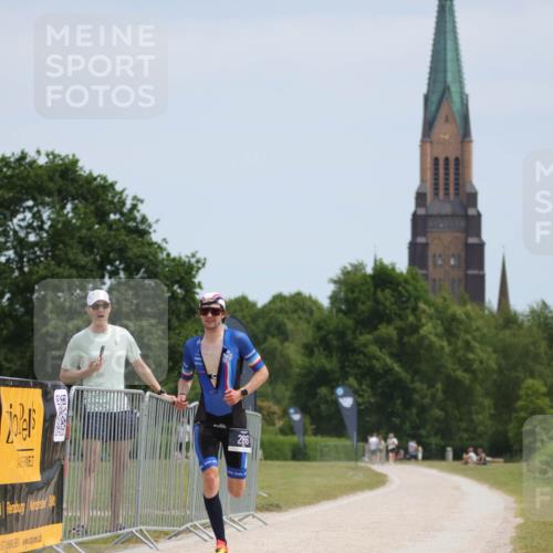 22.06.2025 - Viking Triathlon H.Heesch http://msf.ph/oto/8100435 22.06.2025 12:51:12 Laufen 286 meine-sportfotos.de