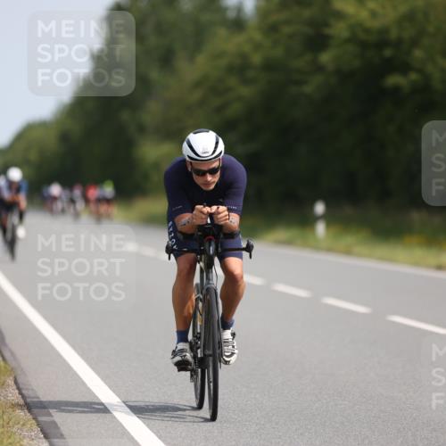22.06.2025 - Viking Triathlon Yannick Fuchs http://msf.ph/oto/8100436 22.06.2025 11:24:50 Radfahren 107, 204, 548, 603 meine-sportfotos.de