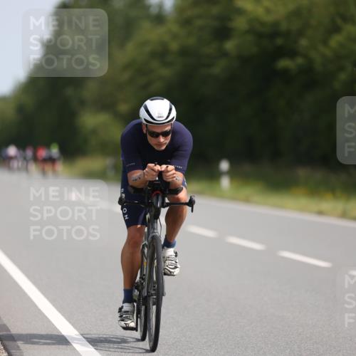 22.06.2025 - Viking Triathlon Yannick Fuchs http://msf.ph/oto/8100442 22.06.2025 11:24:50 Radfahren 107, 204, 548, 603 meine-sportfotos.de