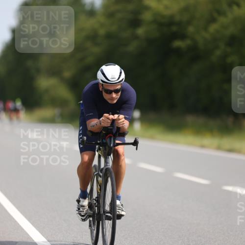 22.06.2025 - Viking Triathlon Yannick Fuchs http://msf.ph/oto/8100445 22.06.2025 11:24:50 Radfahren 107, 204, 548, 603 meine-sportfotos.de