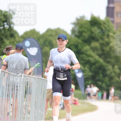 22.06.2025 - Viking Triathlon H.Heesch http://msf.ph/oto/8100446 22.06.2025 13:33:42 Laufen 115, 557 meine-sportfotos.de