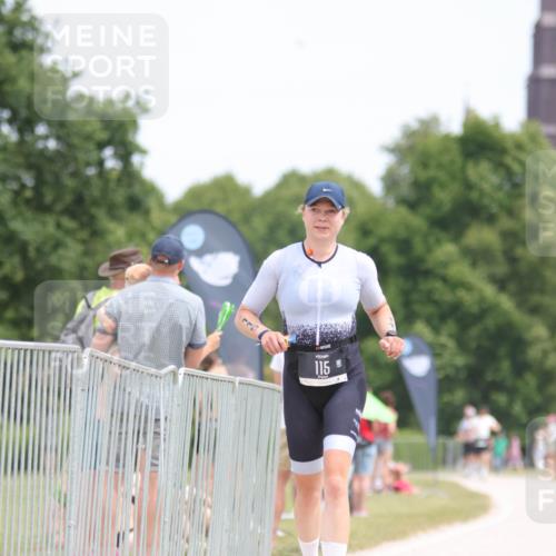 22.06.2025 - Viking Triathlon H.Heesch http://msf.ph/oto/8100458 22.06.2025 13:33:42 Laufen 115, 557 meine-sportfotos.de