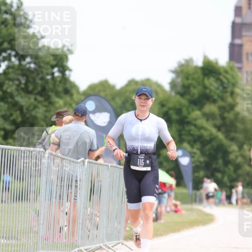 22.06.2025 - Viking Triathlon H.Heesch http://msf.ph/oto/8100463 22.06.2025 13:33:42 Laufen 115, 557 meine-sportfotos.de