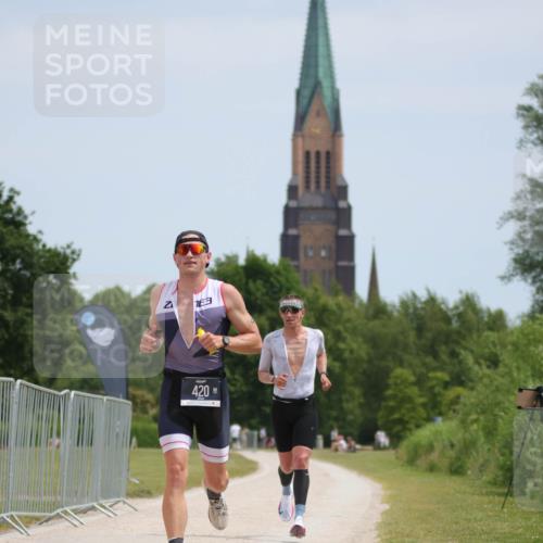 22.06.2025 - Viking Triathlon H.Heesch http://msf.ph/oto/8100465 22.06.2025 12:51:55 Laufen 99, 420 meine-sportfotos.de