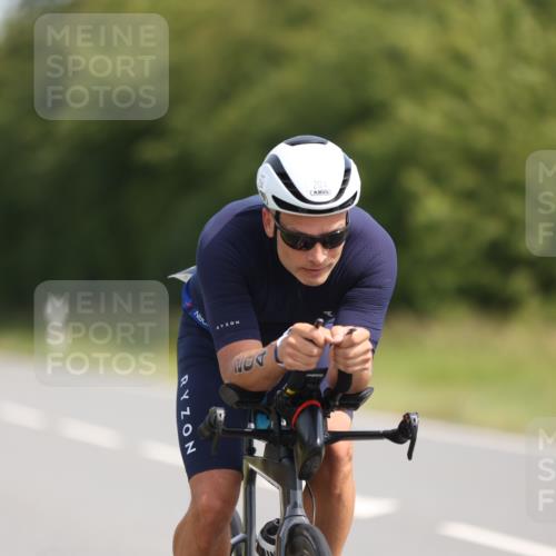 22.06.2025 - Viking Triathlon Yannick Fuchs http://msf.ph/oto/8100467 22.06.2025 11:24:51 Radfahren 204, 548, 603 meine-sportfotos.de