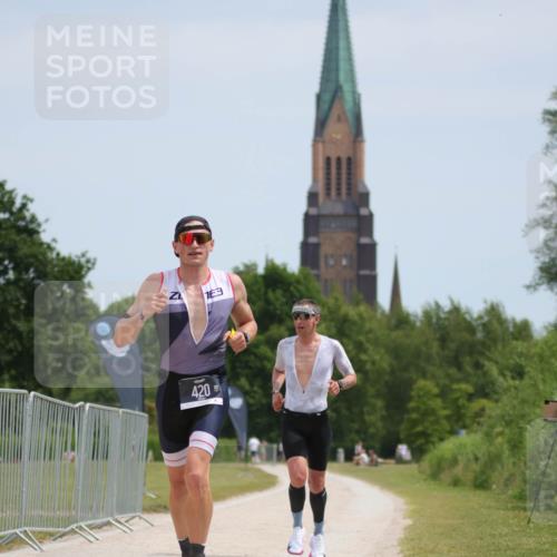 22.06.2025 - Viking Triathlon H.Heesch http://msf.ph/oto/8100474 22.06.2025 12:51:55 Laufen 99, 420 meine-sportfotos.de