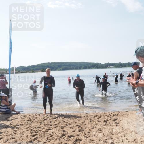 22.06.2025 - Viking Triathlon MichiJ http://msf.ph/oto/8100484 22.06.2025 10:44:50 Schwimmen 18, 168, 440, 446, 638, 653 meine-sportfotos.de