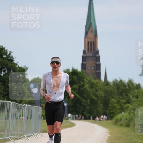 22.06.2025 - Viking Triathlon H.Heesch http://msf.ph/oto/8100485 22.06.2025 12:51:57 Laufen 99, 420 meine-sportfotos.de