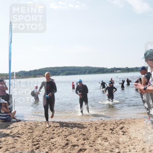 22.06.2025 - Viking Triathlon MichiJ http://msf.ph/oto/8100494 22.06.2025 10:44:50 Schwimmen 18, 168, 440, 446, 638, 653 meine-sportfotos.de