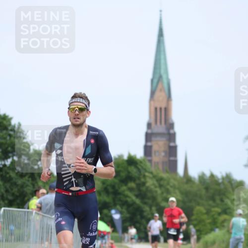 22.06.2025 - Viking Triathlon H.Heesch http://msf.ph/oto/8100495 22.06.2025 13:33:47 Laufen 115, 482, 557 meine-sportfotos.de