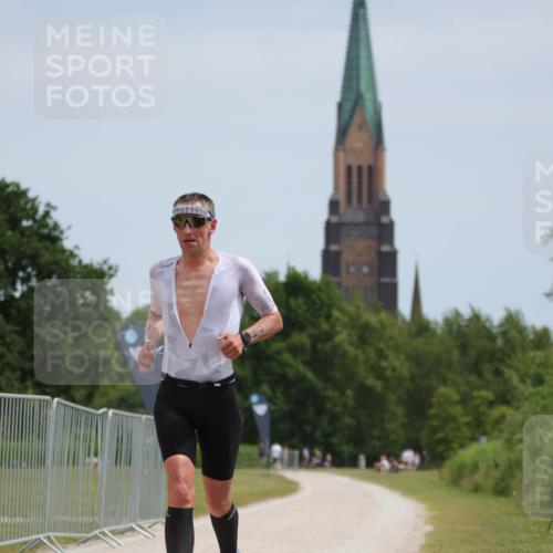 22.06.2025 - Viking Triathlon H.Heesch http://msf.ph/oto/8100497 22.06.2025 12:51:58 Laufen 99, 420 meine-sportfotos.de