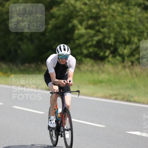 22.06.2025 - Viking Triathlon Yannick Fuchs http://msf.ph/oto/8100498 22.06.2025 12:03:49 Radfahren 60, 264, 629 meine-sportfotos.de