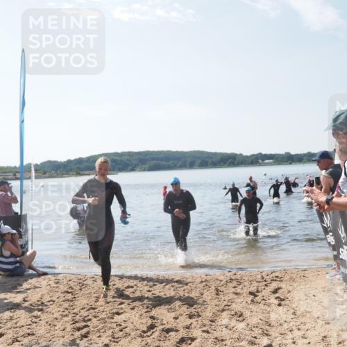 22.06.2025 - Viking Triathlon MichiJ http://msf.ph/oto/8100505 22.06.2025 10:44:50 Schwimmen 18, 168, 440, 446, 638, 653 meine-sportfotos.de
